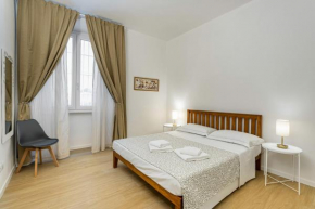 Giardino della Fortezza Modern Apt x6 with Patio Florence